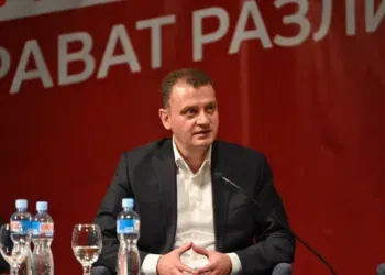 претседателот на комисијата за транспорт и врски на СДСМ, Митко Трајчулески на денешната трибина на тема инфраструктура „Резултати што прават разлика“ што се одржа во Битола.